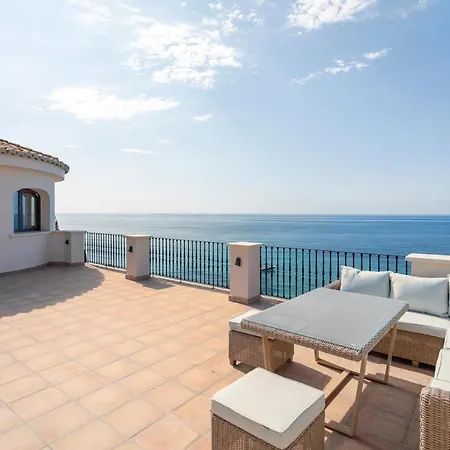 Villa Thorodin Breathtaking 14p 1st Line Sea *