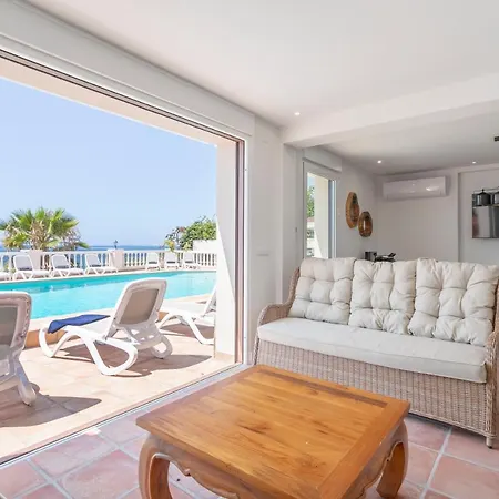 Villa Thorodin Breathtaking 14p 1st Line Sea *