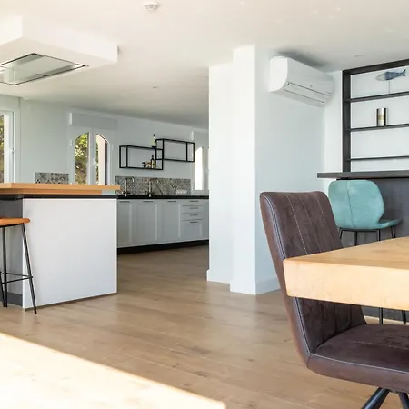 Villa Thorodin Breathtaking 14p 1st Line Sea *